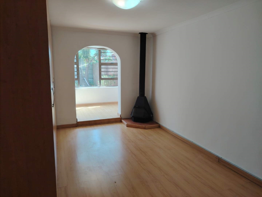 To Let 2 Bedroom Property for Rent in Eden Park Western Cape